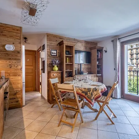 Apartament 39m Savoyard Style In The Heart Of